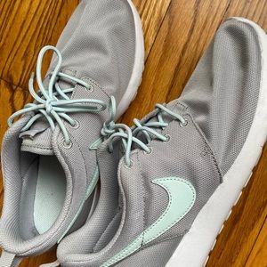 Women or Youth Nike shoes